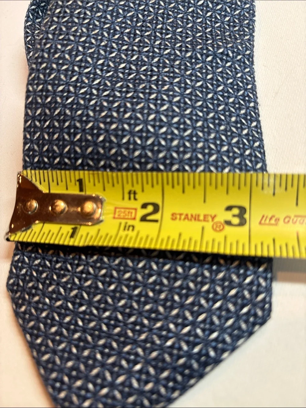 Ermenegildo Zegna Blue Black Patterned Silk Tie
